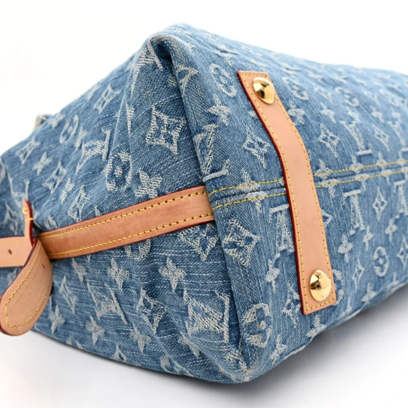 LOUIS VUITTON CARRYALL MM BLUE MONOGRAM DENIM - Image 5