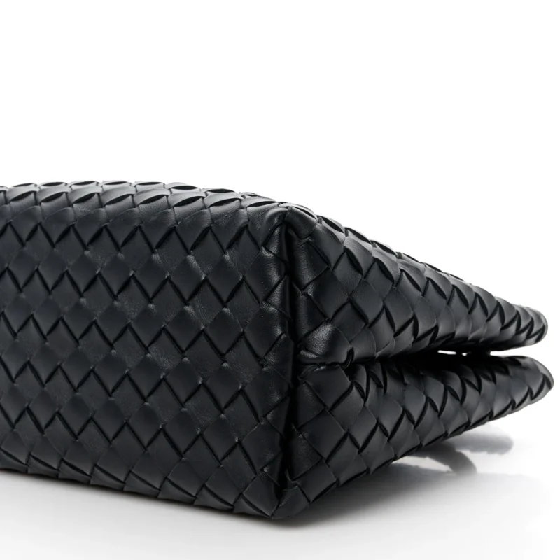 BOTTEGA VENETA MEDIUM INTRECCIATO ANDIAMO SHOULDER BAG BLACK NAPPA LEATHER GOLD HARDWARE - Image 5