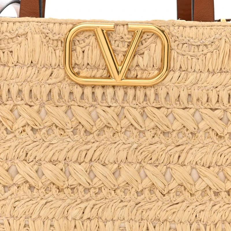 VALENTINO GARAVANI SMALL VLOGO SIGNATURE TOTE NATURAL/SADDLE BROWN RAFFIA & CALFSKIN LEATHER GOLD HARDWARE - Image 8