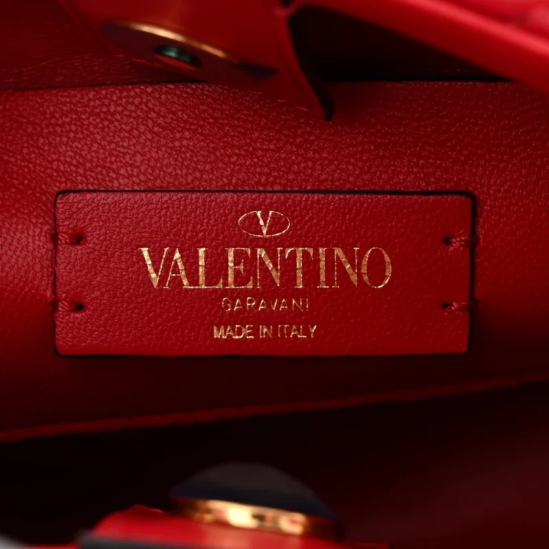 VALENTINO GARAVANI SMALL ROMAN STUD THE HANDLE BAG ROUGE PUR NAPPA LEATHER GOLD HARDWARE - Image 2