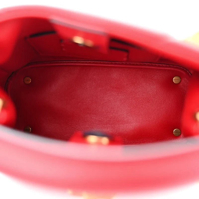 VALENTINO GARAVANI SMALL ROMAN STUD THE HANDLE BAG ROUGE PUR NAPPA LEATHER GOLD HARDWARE - Image 7