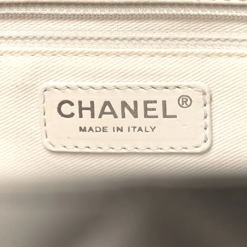 CHANEL GRAND SHOPPING TOTE (GST) LARGE WHITE QUILTED CAVIAR LEATHER SILVER HARDWARE - Image 2