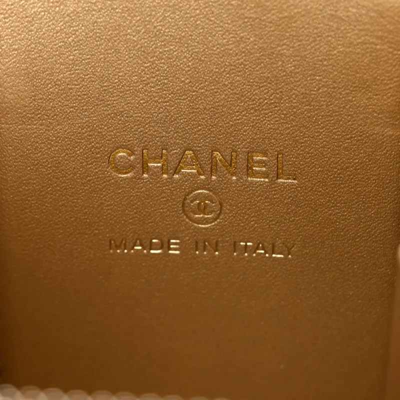 CHANEL PEARL CRUSH VANITY CASE WITH CHAIN MINI BLACK QUILTED LAMBSKIN LEATHER GOLD HARDWARE - Image 2