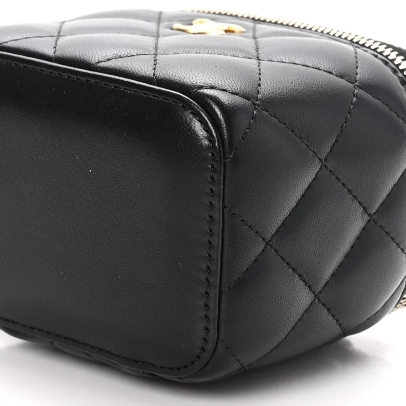 CHANEL PEARL CRUSH VANITY CASE WITH CHAIN MINI BLACK QUILTED LAMBSKIN LEATHER GOLD HARDWARE - Image 5