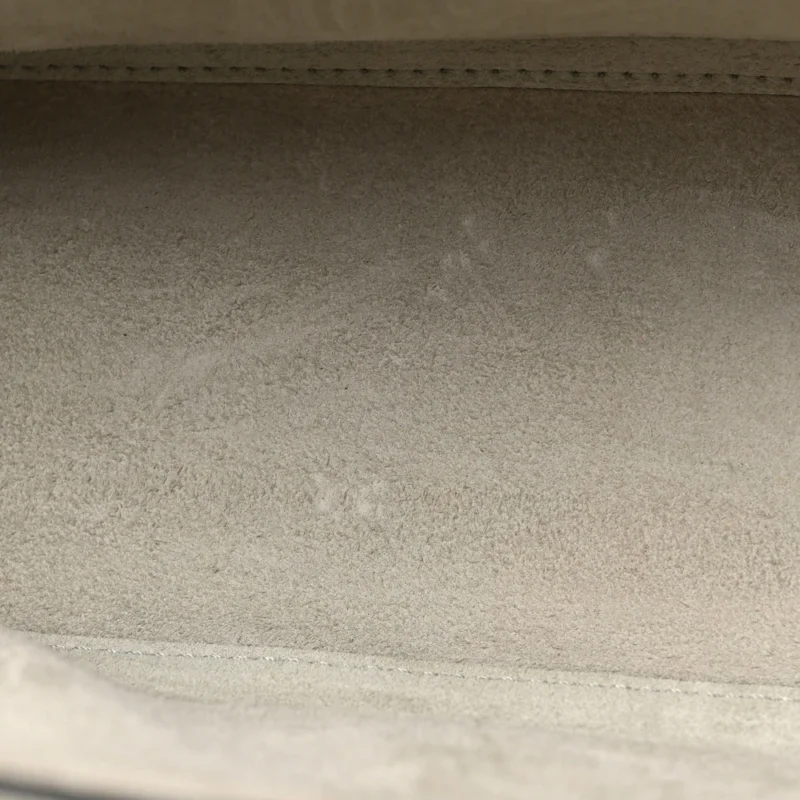 VALENTINO GARAVANI MEDIUM ROMAN STUD SHOULDER BAG IVORY GRAINED CALFSKIN LEATHER LIGHT GOLD HARDWARE - Image 8