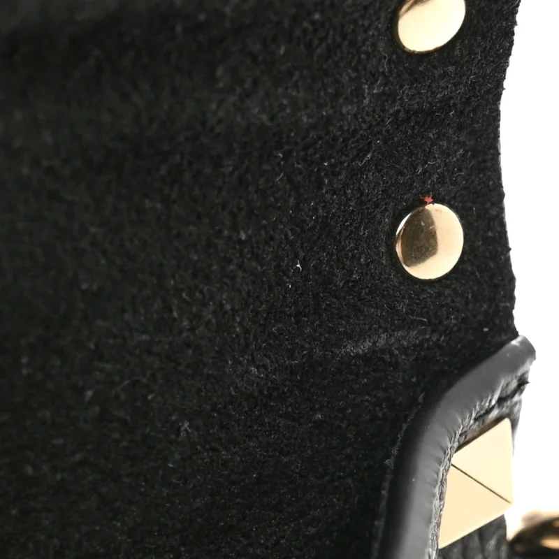 VALENTINO GARAVANI MEDIUM ROCKSTUD ENVELOPE FLAT WRISTLET POUCH BLACK PEBBLED CALFSKIN LEATHER LIGHT GOLD HARDWARE - Image 6