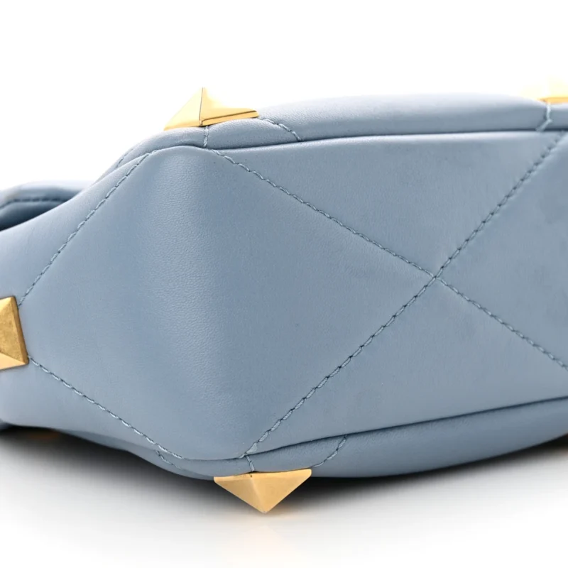 VALENTINO GARAVANI LARGE ROMAN STUD SHOULDER BAG NIAGARA NAPPA LEATHER GOLD HARDWARE - Image 4