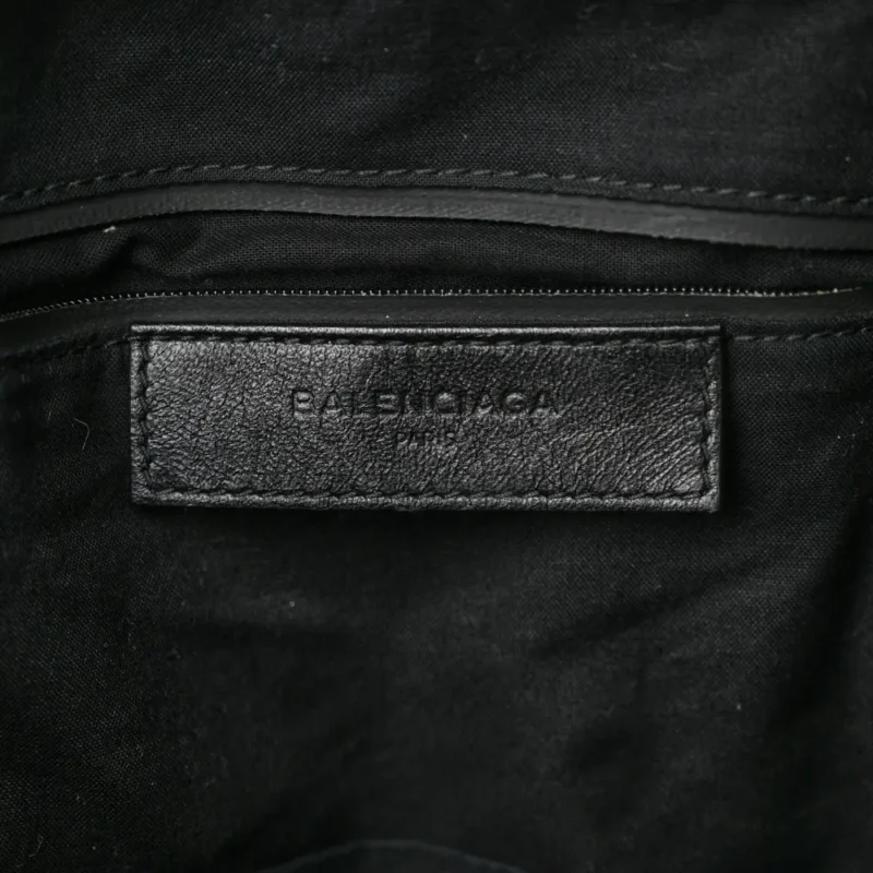 BALENCIAGA MEDIUM PRINT EXPLORER BACKPACK BLACK/GOLD TWILL NYLON ALLOVER LOGO - Image 2