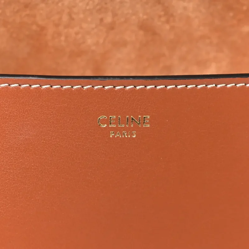 CELINE SMALL CUIR TRIOMPHE FOLCO CROSSBODY BAG TAN SMOOTH CALFSKIN LEATHER GOLD HARDWARE - Image 2