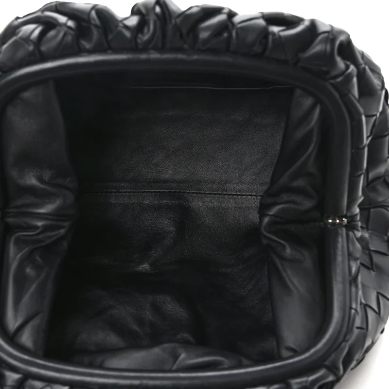 BOTTEGA VENETA MEDIUM INTRECCIATO TEEN POUCH BLACK NAPPA LEATHER - Image 7