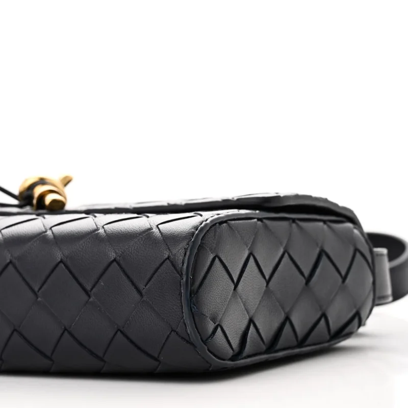 BOTTEGA VENETA MEDIUM INTRECCIATO ANDIAMO SHOULDER BAG SPACE NAPPA LEATHER GOLD HARDWARE - Image 5
