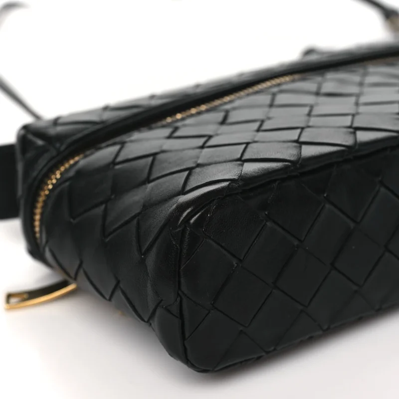 BOTTEGA VENETA MEDIUM INTRECCIATO BANG BANG VANITY CASE BLACK CALFSKIN LEATHER GOLD HARDWARE - Image 4