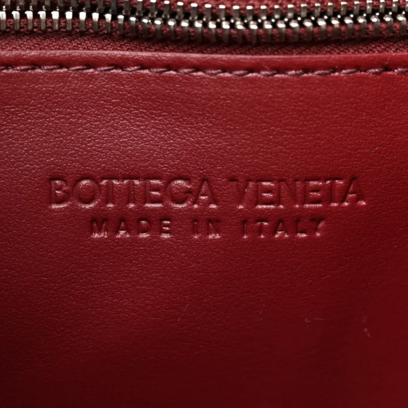 BOTTEGA VENETA MAXI INTRECCIO SMALL CASSETTE CROSSBODY BAG NAVY BLUE LAMBSKIN LEATHER - Image 2