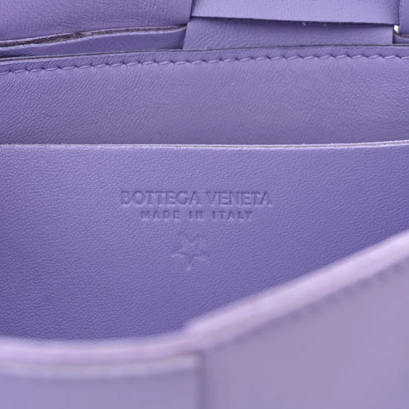 BOTTEGA VENETA MAXI INTRECCIO THE BELT CASSETTE BAG WISTERIA NAPPA LEATHER - Image 2