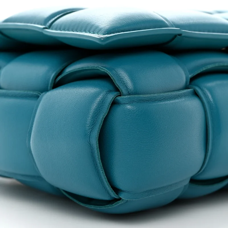 BOTTEGA VENETA MAXI INTRECCIO PADDED CASSETTE CROSSBODY BAG BLASTER NAPPA LEATHER SILVER HARDWARE - Image 4