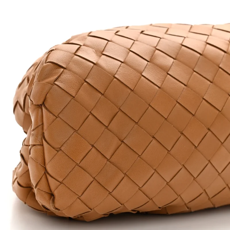 BOTTEGA VENETA MAXI INTRECCIATO THE POUCH OVERSIZED CLUTCH CARAMEL NAPPA LEATHER - Image 4