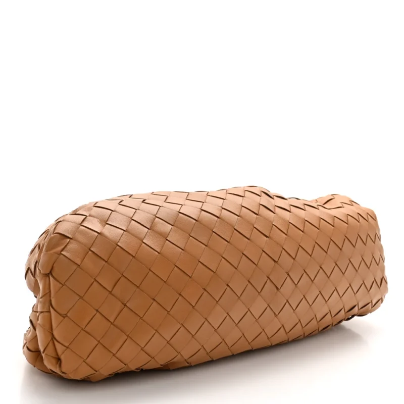 BOTTEGA VENETA MAXI INTRECCIATO THE POUCH OVERSIZED CLUTCH CARAMEL NAPPA LEATHER - Image 6