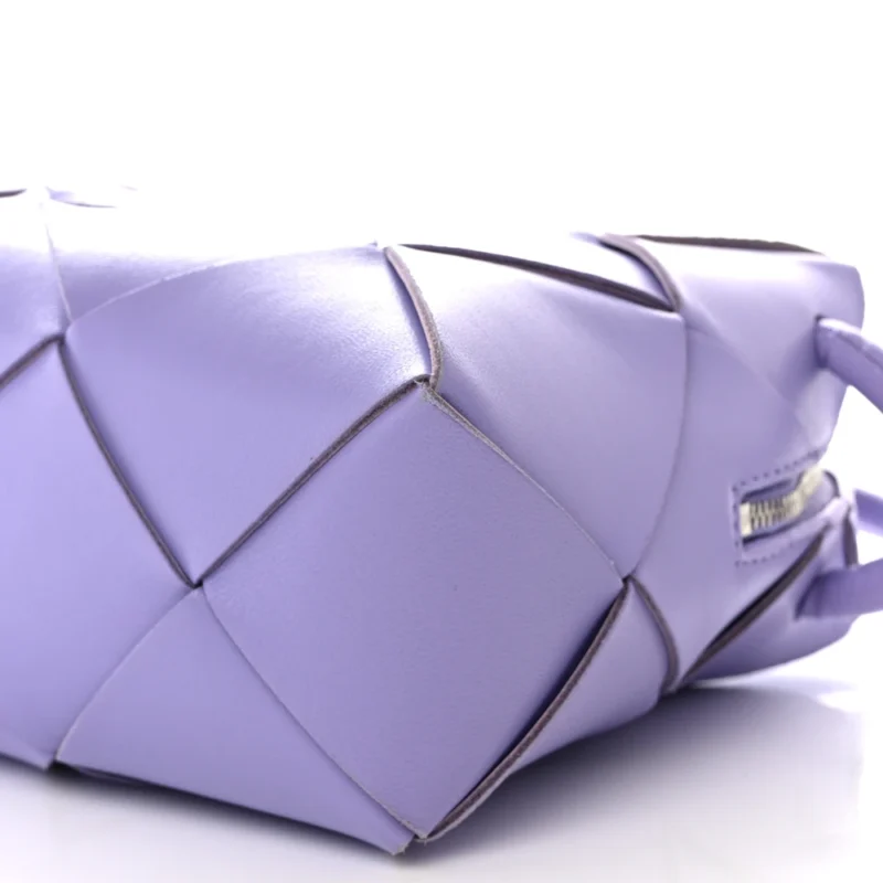 BOTTEGA VENETA MAXI INTRECCIATO SMALL CASSETTE CAMERA BAG WISTERIA LAMBSKIN LEATHER - Image 5