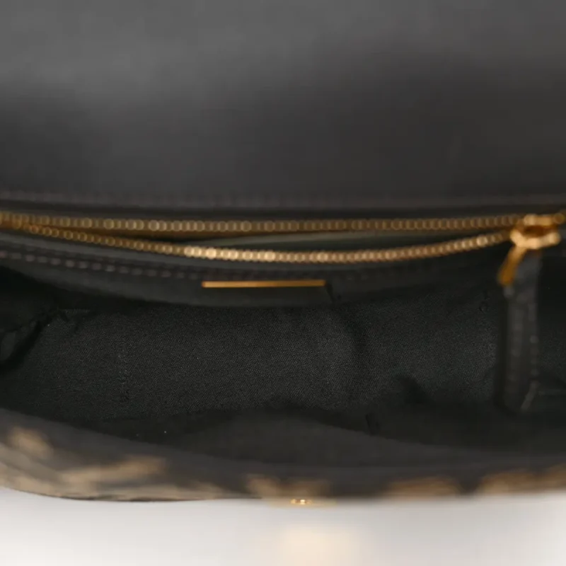 FENDI FF 1974 MIDI CHAIN BAGUETTE TOBACCO/MORO JACQUARD FABRIC AGED GOLD HARDWARE - Image 7