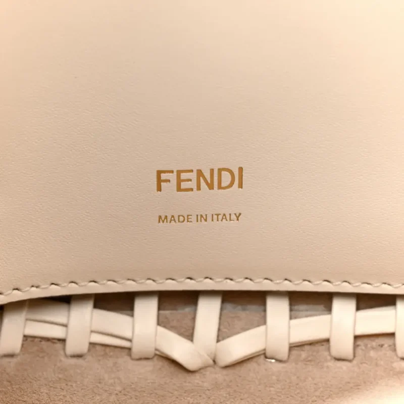 FENDI CEYLON WOVEN BAGUETTE WHITE ICE KING VITELLO LEATHER GOLD HARDWARE - Image 2