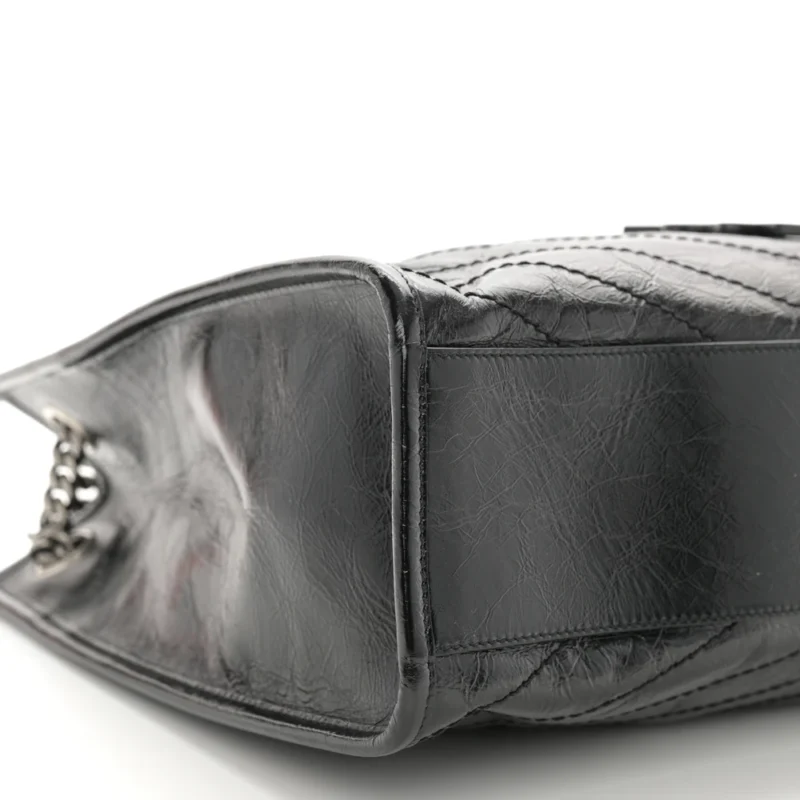 SAINT LAURENT MEDIUM NIKI SHOPPER TOTE BLACK CRINKLED MONOGRAM CALFSKIN MATELASSE LEATHER SILVER HARDWARE - Image 4