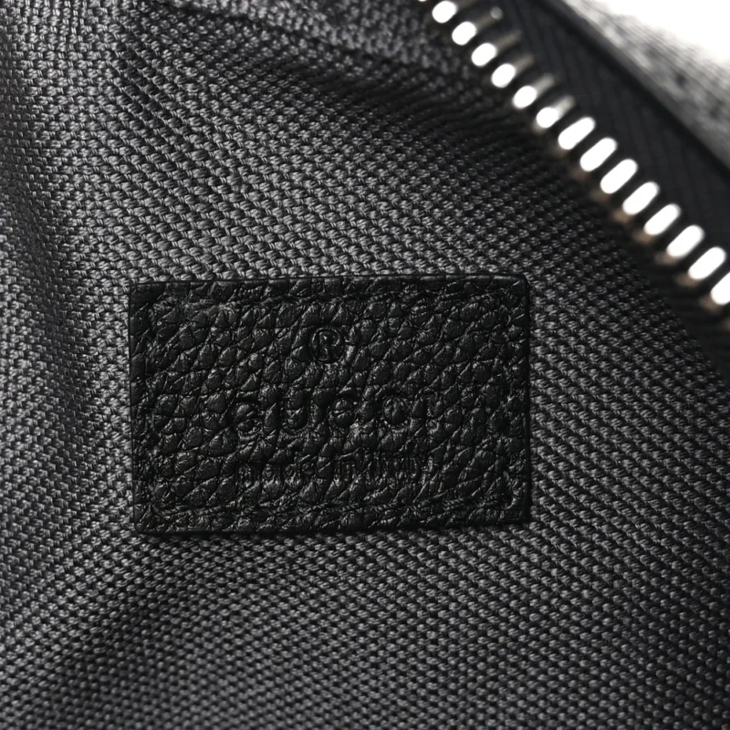 GUCCI MINI SHOULDER BAG GREY/BLACK GG SUPREME MONOGRAM CANVAS AGED SILVER HARDWARE - Image 2