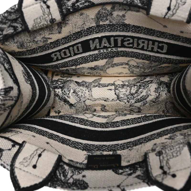 DIOR SMALL ZODIAC TOILE DE JOUY BOOK TOTE LATTE/BLACK EMBROIDERED CANVAS - Image 7