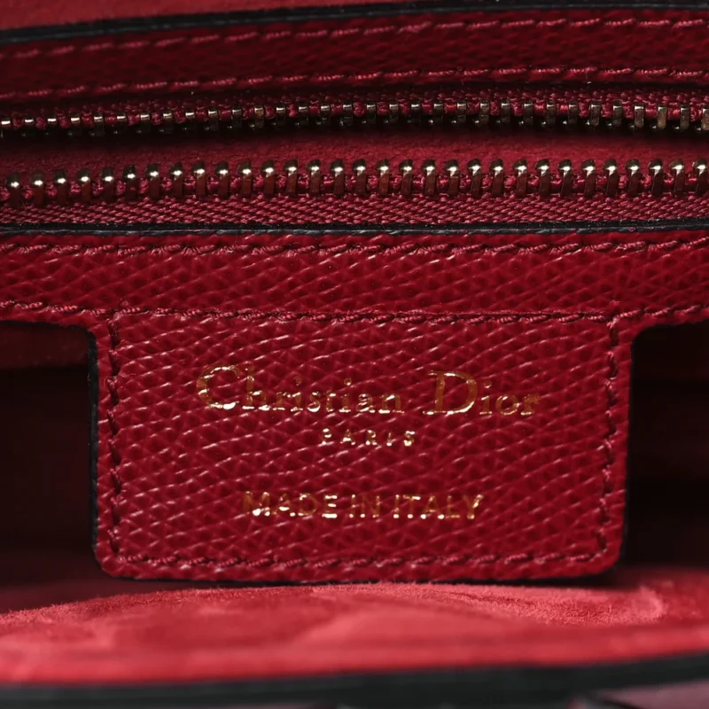 DIOR MEDIUM SADDLE BAG RED GRAINED CALFSKIN LEATHER BRASS HARDWARE - Image 2