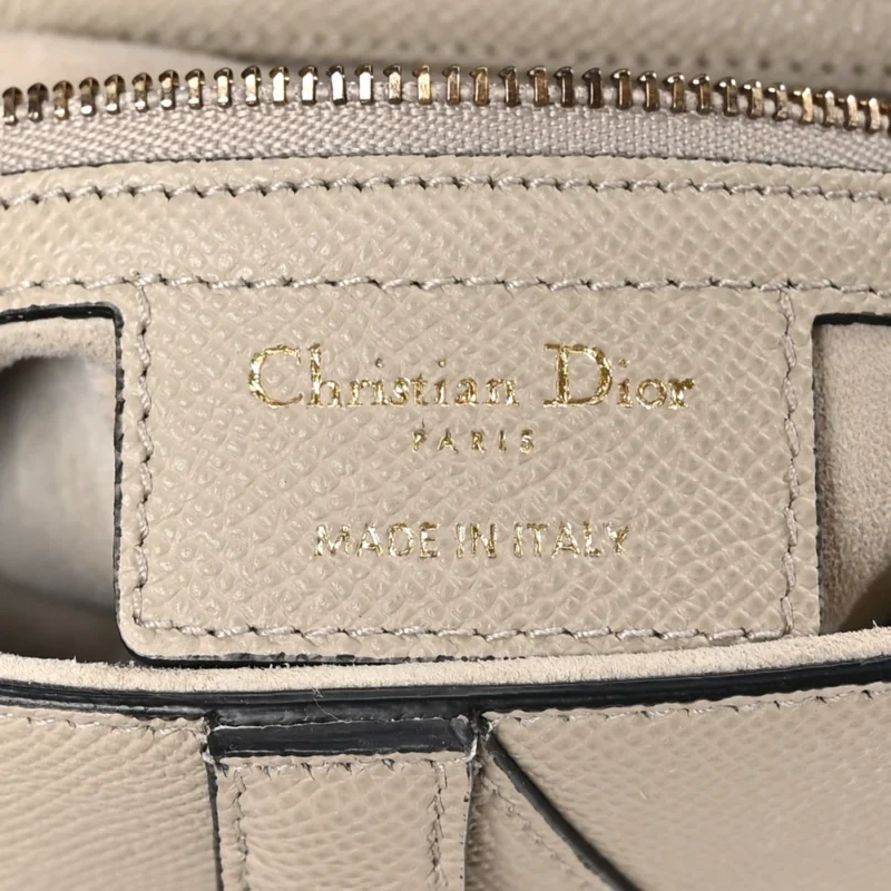 DIOR MEDIUM SADDLE BAG SAND GRAINED CALFSKIN LEATHER GOLD HARDWARE - Image 2