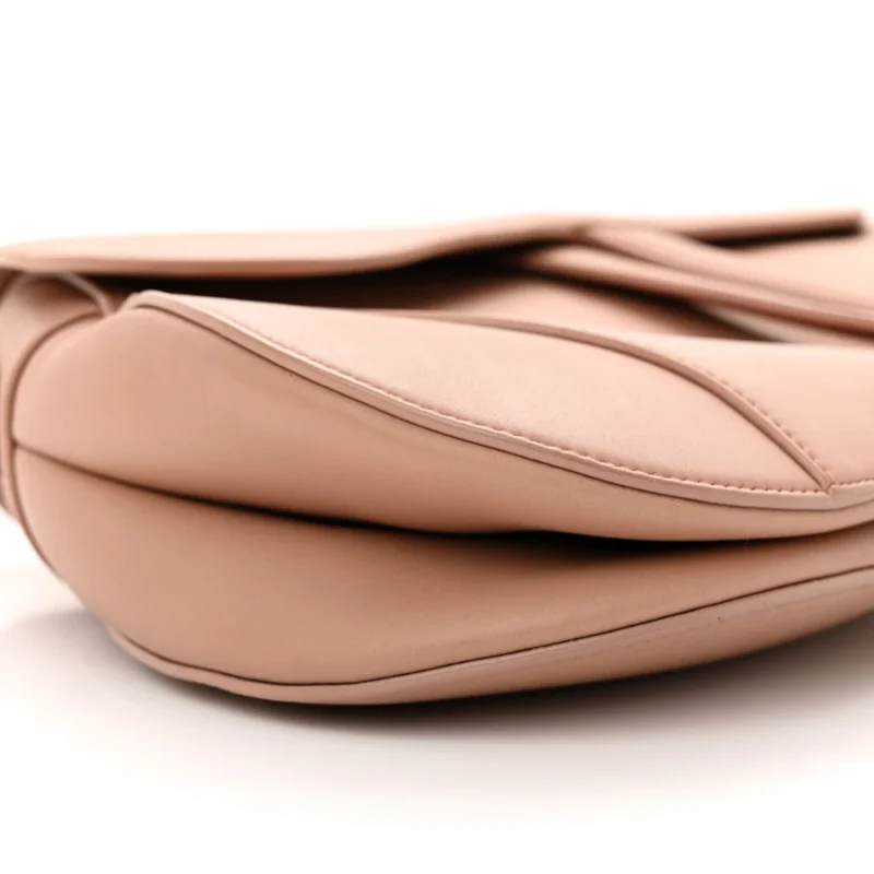 DIOR MEDIUM SADDLE BAG BLUSH ULTRA MATTE CALFSKIN LEATHER MATTE BEIGE HARDWARE - Image 4