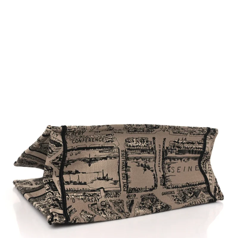 DIOR MEDIUM PLAN DE PARIS BOOK TOTE BEIGE/BLACK EMBROIDERED CANVAS - Image 6