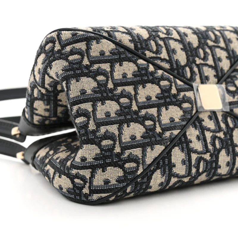 DIOR MEDIUM KEY BAG BLUE OBLIQUE CANVAS GOLD HARDWARE - Image 4