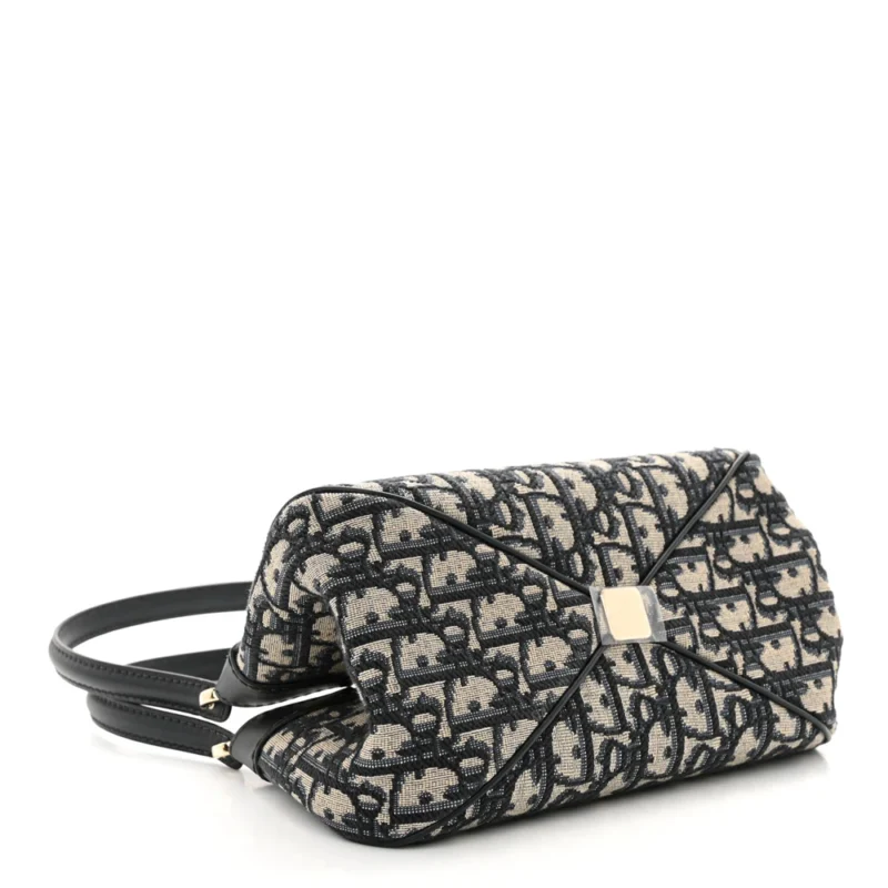 DIOR MEDIUM KEY BAG BLUE OBLIQUE CANVAS GOLD HARDWARE - Image 6