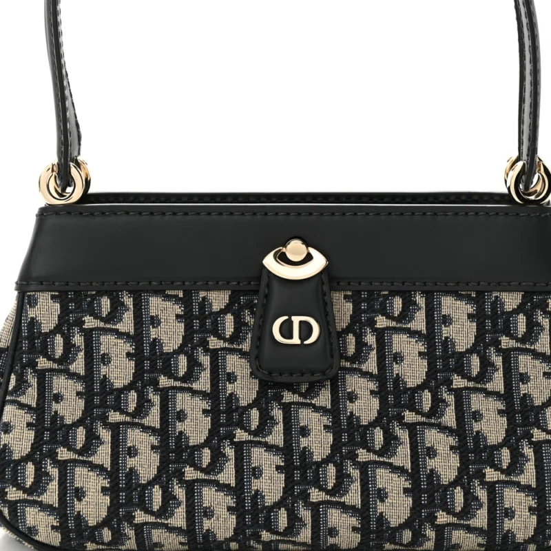 DIOR MEDIUM KEY BAG BLUE OBLIQUE CANVAS GOLD HARDWARE - Image 8