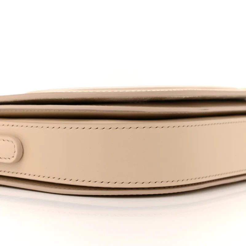DIOR MEDIUM CD SIGNATURE FLAP CROSSBODY CARAMEL BEIGE CALFSKIN LEATHER GOLD HARDWARE - Image 4