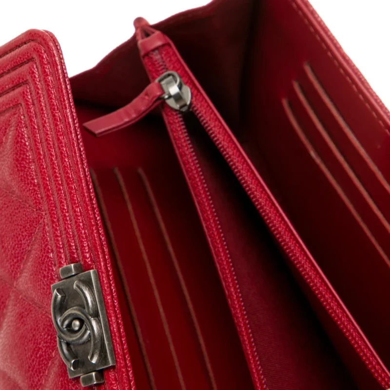 CHANEL SMALL INTERLOCKING CC LOGO COMPACT WALLET RED CAVIAR LEATHER SILVER HARDWARE - Image 3