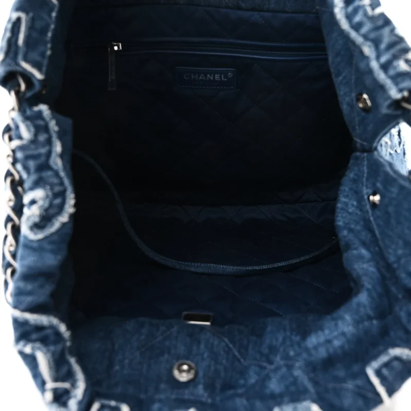 CHANEL 22 BLUE DENIM HANDBAG ?C LUXURY QUALITY - Image 8