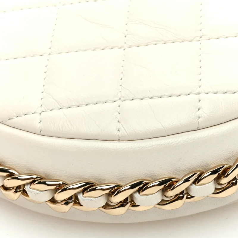 CHANEL CHAIN AROUND POUCH SMALL WHITE QUILTED LAMBSKIN LEATHER LIGHT GOLD HARDWARE - Image 4
