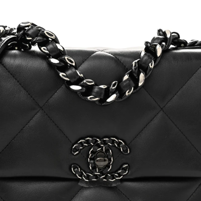 CHANEL 19 MEDIUM FLAP BAG ?C QUILTED LAMBSKIN SILVER HARDWARE - Image 8