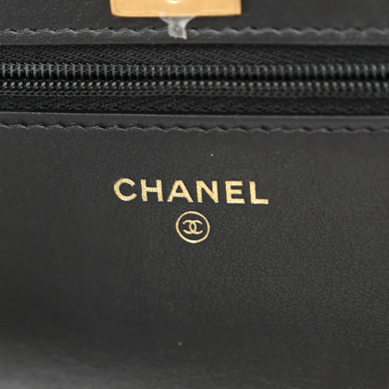 CHANEL QUILTED WALLET ON CHAIN | PEARLY CAVIAR GOLD - Image 2