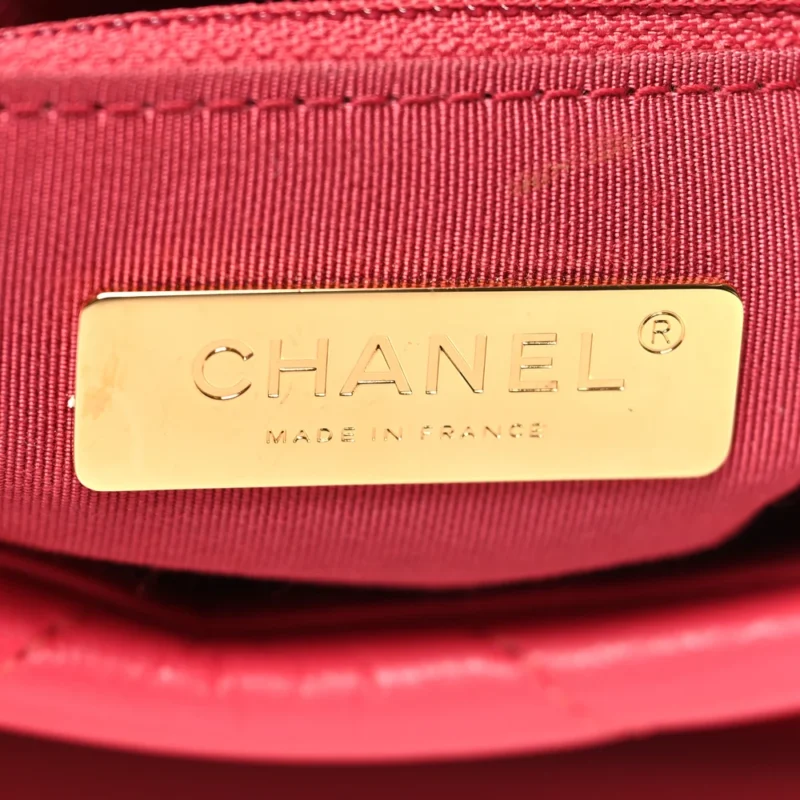 CHANEL 19 FLAP MEDIUM CORAL QUILTED GOATSKIN LEATHER - Image 2