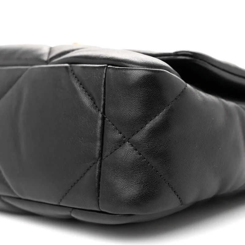 GRADE CHANEL 19 FLAP HANDBAG | PREMIUM QUALITY - Image 5