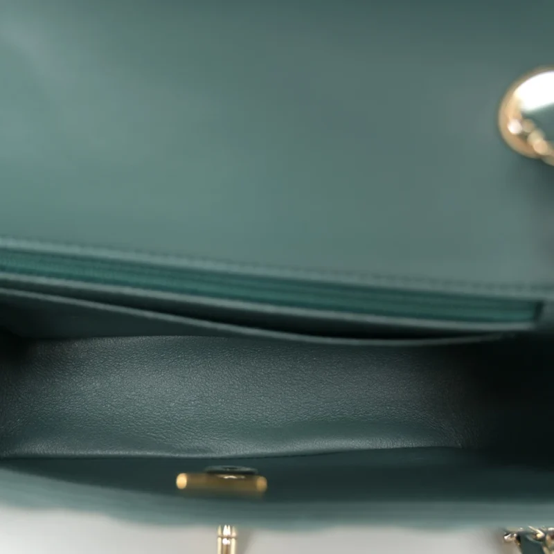 DESIGNER HANDBAGS | GREEN QUILTED MINI FLAP - Image 7