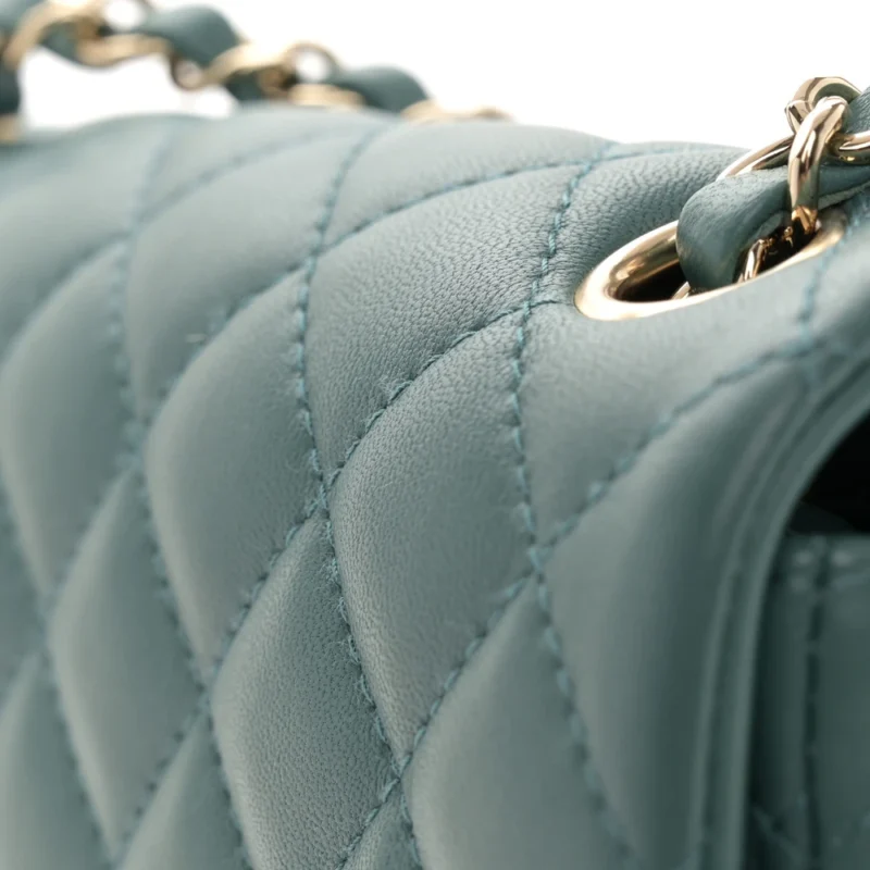 DESIGNER HANDBAGS | GREEN QUILTED MINI FLAP - Image 9