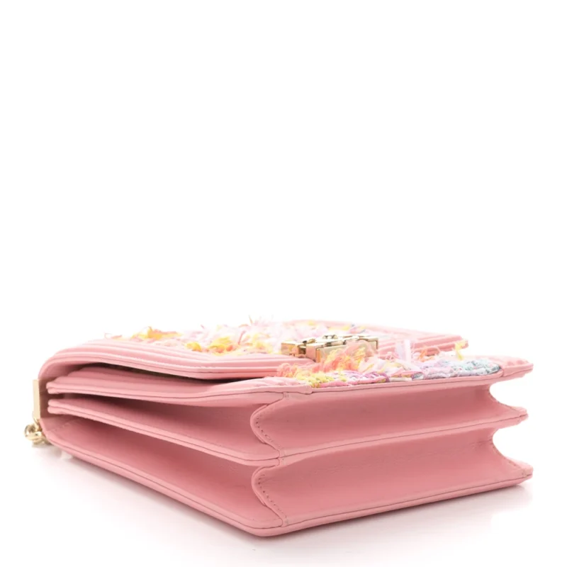 CHANEL NORTH-SOUTH BOY FLAP MEDIUM PINK TWEED & QUILTED CALFSKIN LEATHER LIGHT GOLD HARDWARE - Image 6