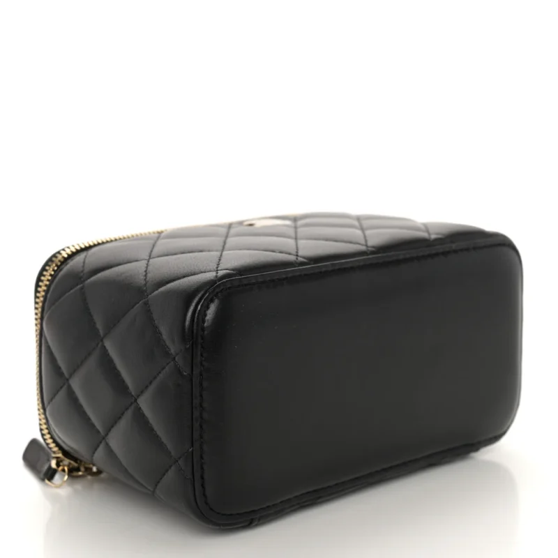 CHANEL VANITY CASE WITH CHAIN SMALL BLACK QUILTED LAMBSKIN LEATHER LIGHT GOLD HARDWARE - Image 5
