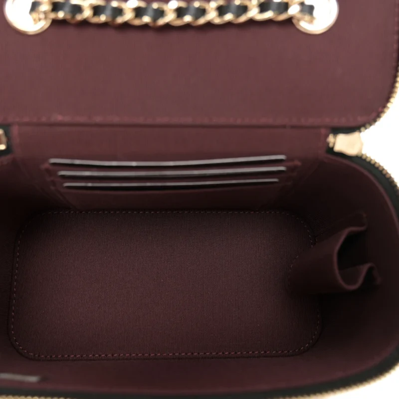 CHANEL VANITY CASE WITH CHAIN SMALL BLACK QUILTED LAMBSKIN LEATHER LIGHT GOLD HARDWARE - Image 6