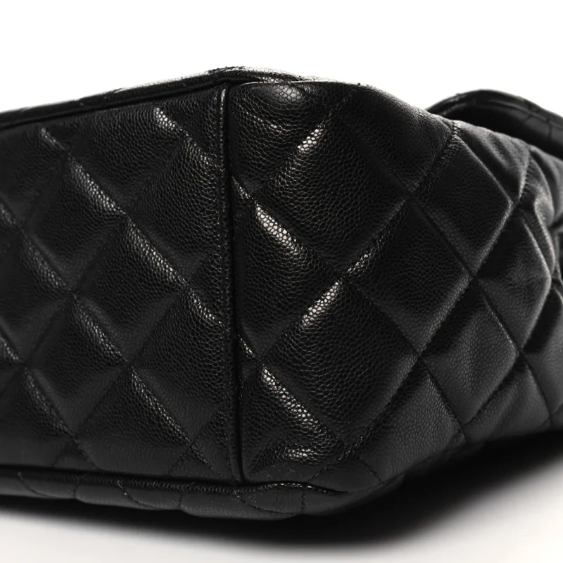 CHANEL TRAVEL FLAP XXL | BLACK QUILTED CAVIAR - Image 5