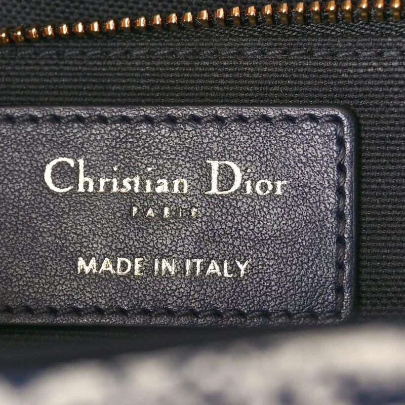 DIOR MEDIUM MONTAIGNE 30 TOILE DE JOUY FLAP BAG BLUE REVERSE CANVAS GOLD HARDWARE - Image 2