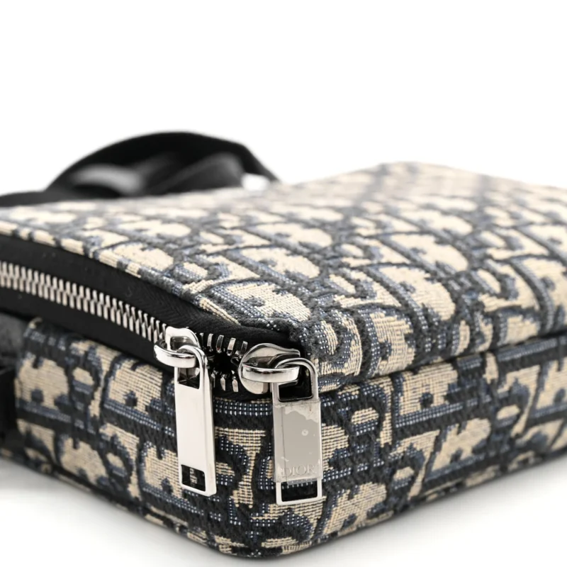 DIOR SMALL SADDLE MESSENGER POUCH BLUE OBLIQUE CANVAS SILVER HARDWARE - Image 4